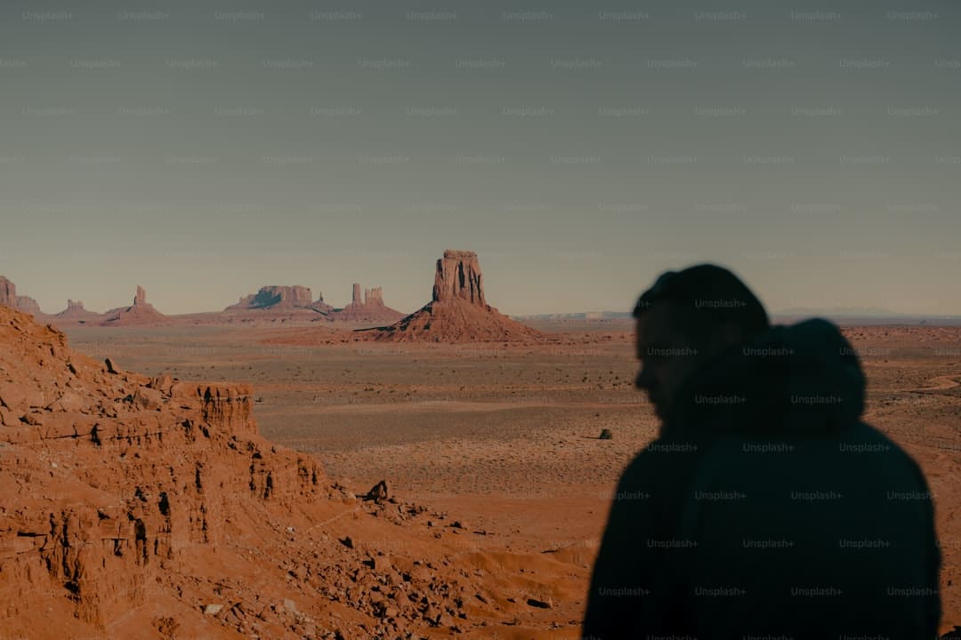 宋佳佟丽娅电影《轻于鸿毛》七夕定量点映 带上姐妹一同高兴动身